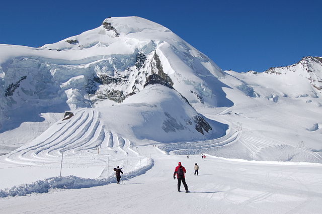 File:Allalinhorn 4027 2007 04 17.JPG