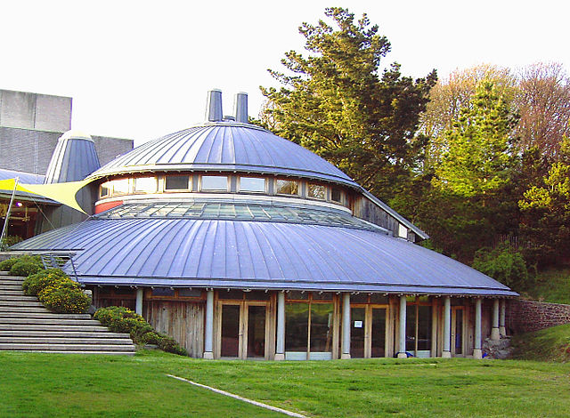 File:AberystwythUniversityStudio.jpg