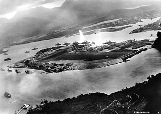 Ataque a Pearl Harbor japonesa aviones view.jpg
