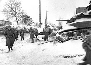 117o Infantería de Carolina del Norte GN en St. Vith 1945.jpg