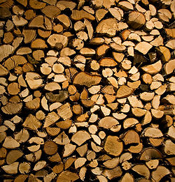 Madera de abedul con grapas