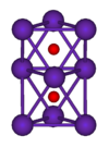 Le schéma de boule-et-bâton montre deux octaèdres réguliers qui sont reliés entre eux par une face. Tous les neuf sommets de la structure sont des sphères représentant pourpre rubidium, et au centre de chaque octaèdre est une petite sphère rouge représente l'oxygène.