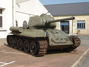Un T-34-85 réservoir exposé au Musée des Blindés en Avril de 2007.