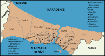 Une carte illustrant les districts, coincé entre deux plans d'eau; districts plus éloignés sont très grandes par rapport à celles qui sont groupées dans le centre.