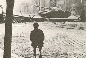 Char soviétique à Budapest 1956.jpg