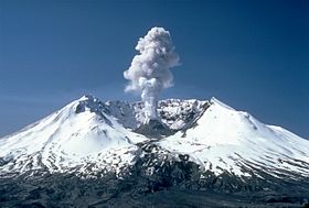 Helens MSH82 st plume de Harry cume 05-19-82.jpg