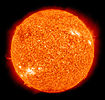 A Sun pela Assembleia da Solar Dynamics Observatory da NASA Imagem atmosférica - 20100819.jpg