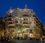Casa Milà - Barcelona, Espanha - Jan 2007.jpg