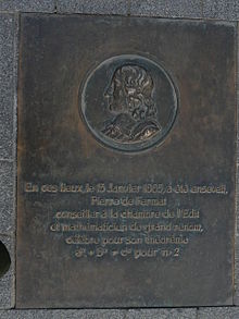 Placa no local de enterro de Pierre de Fermat