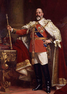 Edward VII em robes.jpg coroação