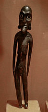Skeletal ilha de páscoa statue.jpg