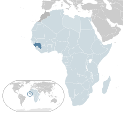 Localização da Guiné (azul escuro) - em África (cinza claro azul & escura) - na União Africano (azul claro)